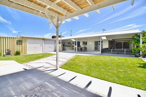 Property photo of 3 Hamersley Court Cooloongup WA 6168