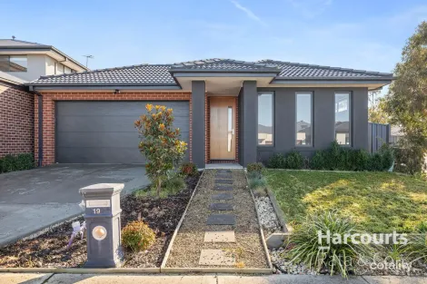 19 TAKETA WAY, KALKALLO, VIC 3064