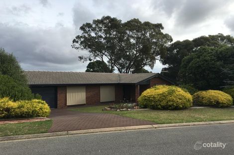 Property photo of 2 Sheoak Crescent Aberfoyle Park SA 5159