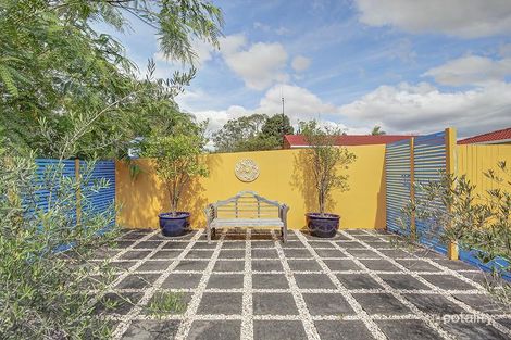 Property photo of 10 Colisa Crescent Regents Park QLD 4118