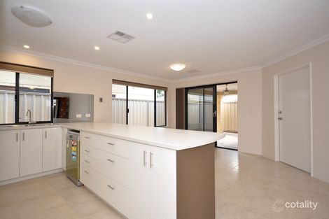 Property photo of 1/32 Range View Road High Wycombe WA 6057