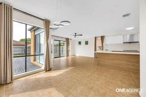 Property photo of 10 Spinningdale Close Seabrook VIC 3028