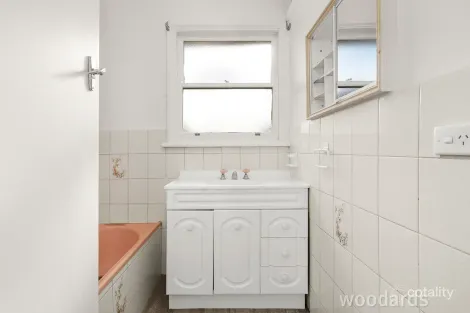 Property photo of 3 Oakern Street Mount Waverley VIC 3149