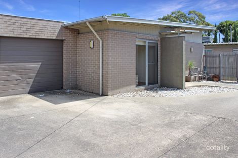 2/12 Station Lake Rd, Lara, VIC 3212