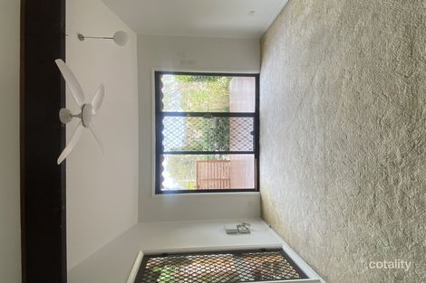 Property photo of 33 Pindarri Avenue Berkeley Vale NSW 2261