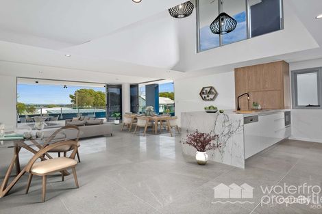 Property photo of 2/56 Oxley Avenue Woody Point QLD 4019