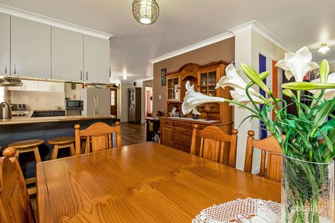 Property photo of 6 Sapling Way Hocking WA 6065