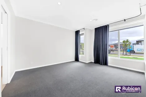 Property photo of 11 Bistre Road Tarneit VIC 3029