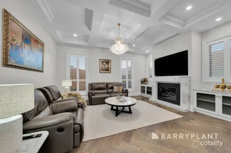 Property photo of 10 Manor Oak Place Berwick VIC 3806