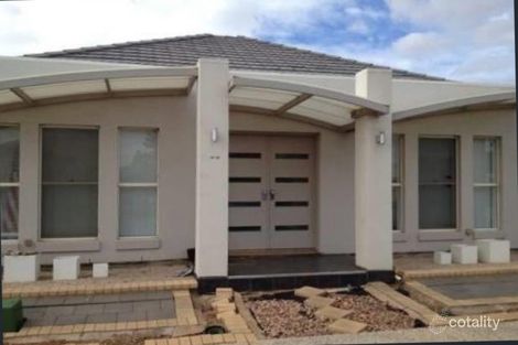 4 Heard Ave, Mawson Lakes, SA 5095