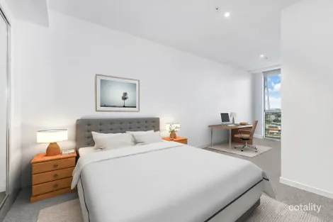 Property photo of 607/95 Linton Street Kangaroo Point QLD 4169