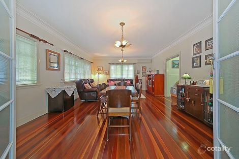 Property photo of 103 Stradbroke Avenue Wynnum QLD 4178