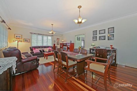 Property photo of 103 Stradbroke Avenue Wynnum QLD 4178