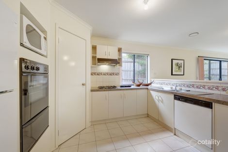 Property photo of 9 Hansen Close Burwood VIC 3125