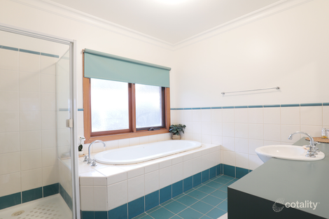 Property photo of 374 Morris Road Hoppers Crossing VIC 3029