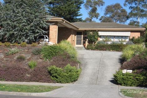 54 Pine Hill Dr, Doncaster East, VIC 3109