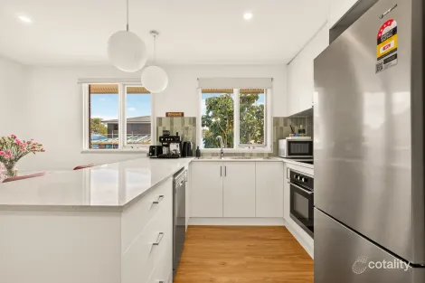 Property photo of 8 Judith Anderson Drive Doonside NSW 2767