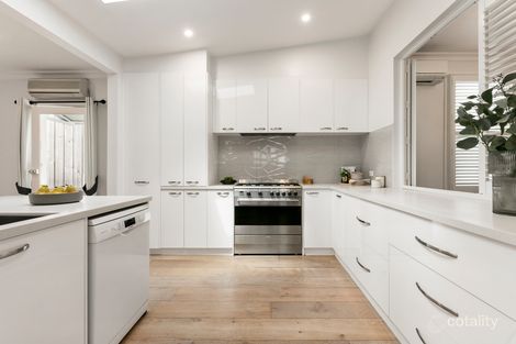 Property photo of 7 Barkly Avenue Armadale VIC 3143