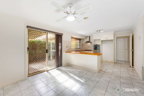 Property photo of 2/17 Proctor Crescent Keilor Downs VIC 3038