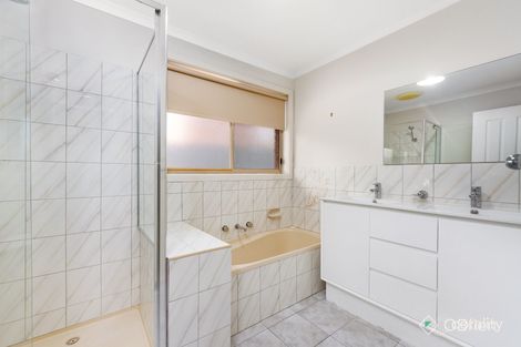 Property photo of 2/17 Proctor Crescent Keilor Downs VIC 3038