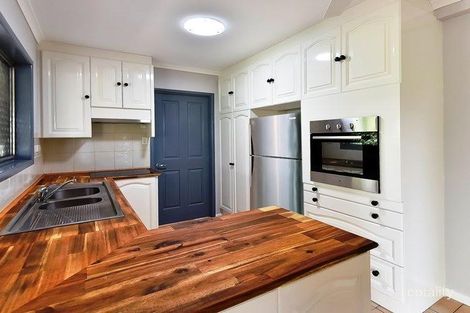 3 Evergreen Ave, Loganlea, QLD 4131