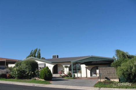 3 Maughan Ave, Redwood Park, SA 5097