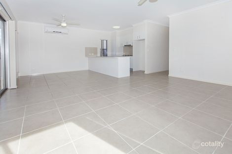 Property photo of 32 Francisca Drive Augustine Heights QLD 4300