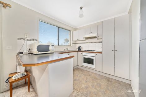 Property photo of 27 Glenora Way Hampton Park VIC 3976