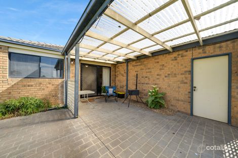 Property photo of 27 Glenora Way Hampton Park VIC 3976