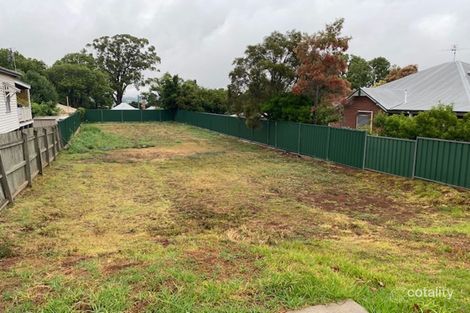 14a Sidney St, North Toowoomba, QLD 4350