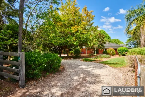 Property photo of 8 Voss Place Mitchells Island NSW 2430