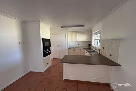 Property photo of 22 Naretha Street Glenfield Park NSW 2650