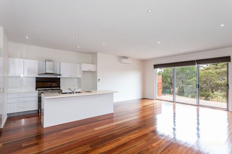 Property photo of 2/3 Moonah Place Torquay VIC 3228