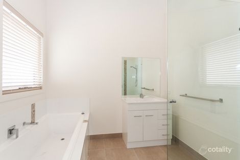 Property photo of 2/3 Moonah Place Torquay VIC 3228