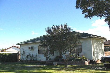 Property photo of 2 Chapman Street Shortland NSW 2307
