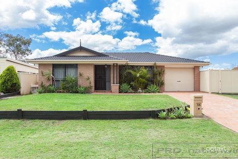 Property photo of 16 Glover Crescent Metford NSW 2323