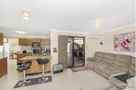 Property photo of 10 Yarra Place Wadalba NSW 2259