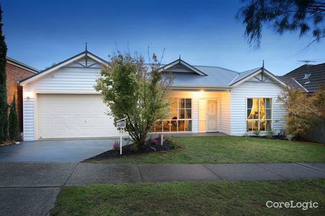 Property photo of 35 Allardice Parade Berwick VIC 3806