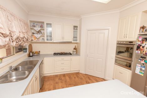 5 Mary Ct, Robinvale, VIC 3549