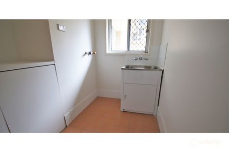 Property photo of 105 Station Road Loganlea QLD 4131