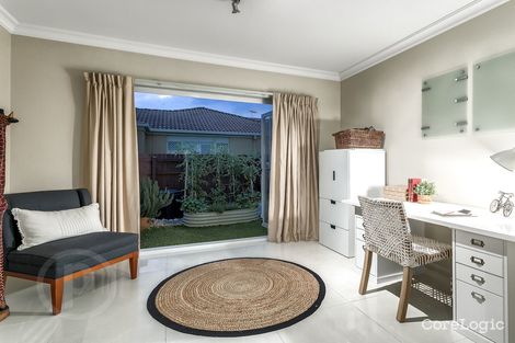 Property photo of 79 Coventry Circuit Carindale QLD 4152