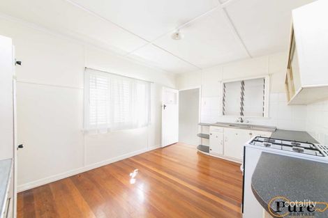 Property photo of 28 Belnoel Street Wavell Heights QLD 4012