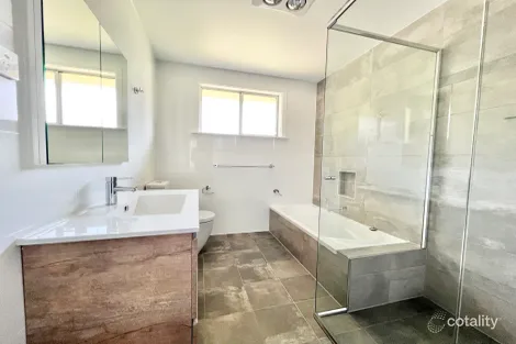 Property photo of 19 Yulanta Place Orange NSW 2800