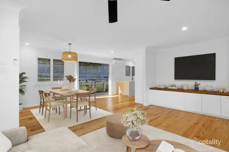 Property photo of 1 Allunga Place Narrawallee NSW 2539