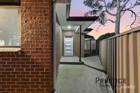 2a Tamar Pl, Fairfield West, NSW 2165