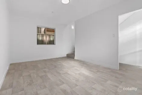 Property photo of 1/2 Clermont Street Bardon QLD 4065