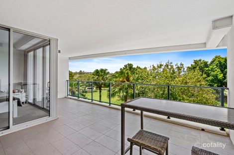 Property photo of 211/15 Compass Drive Biggera Waters QLD 4216