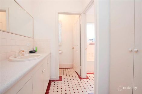 Property photo of 10 Ashington Court Findon SA 5023