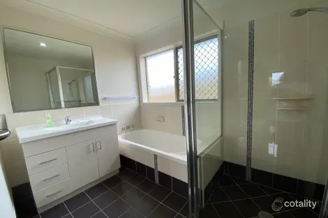 Property photo of 12 Edinburgh Drive Townsend NSW 2463