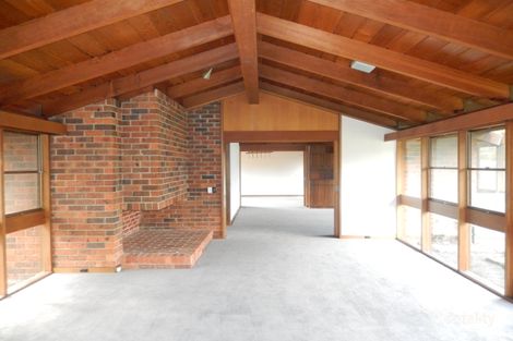 Property photo of 13 Pearson Grove Caulfield North VIC 3161